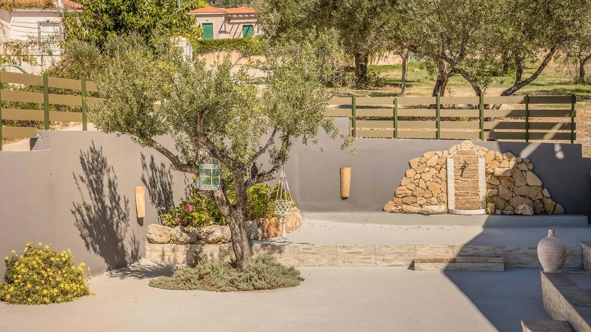 Villa Elaion Mousata